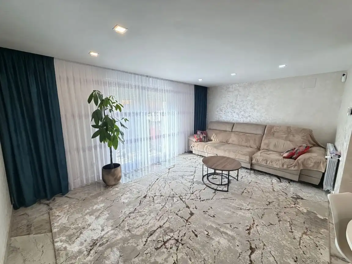 Sala d'estar de Casa o xalet en venda en Azuqueca de Henares amb Aire condicionat, Calefacció i Terrassa
