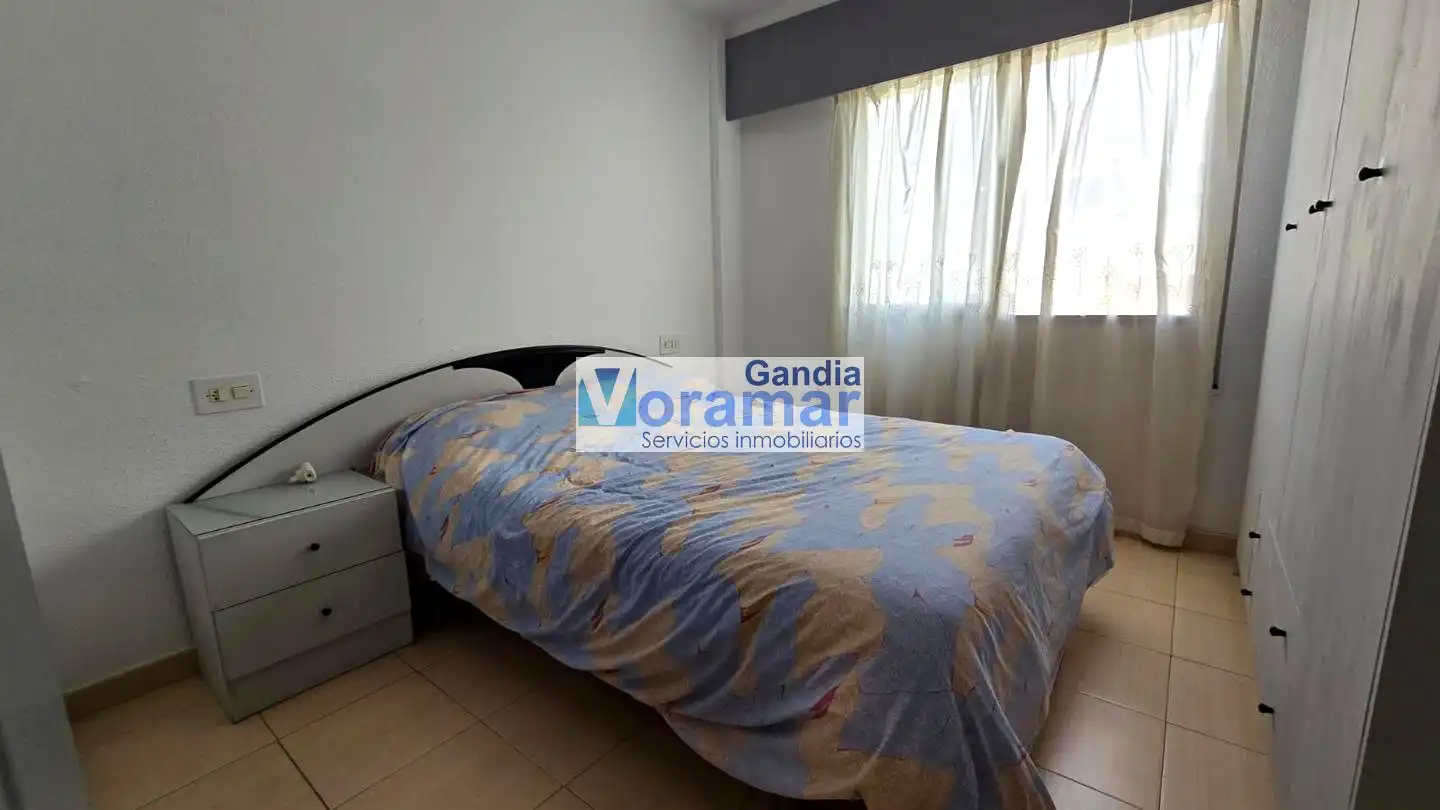Habitación de Apartamento en venta en Gandia con Amueblado y Piscina comunitaria