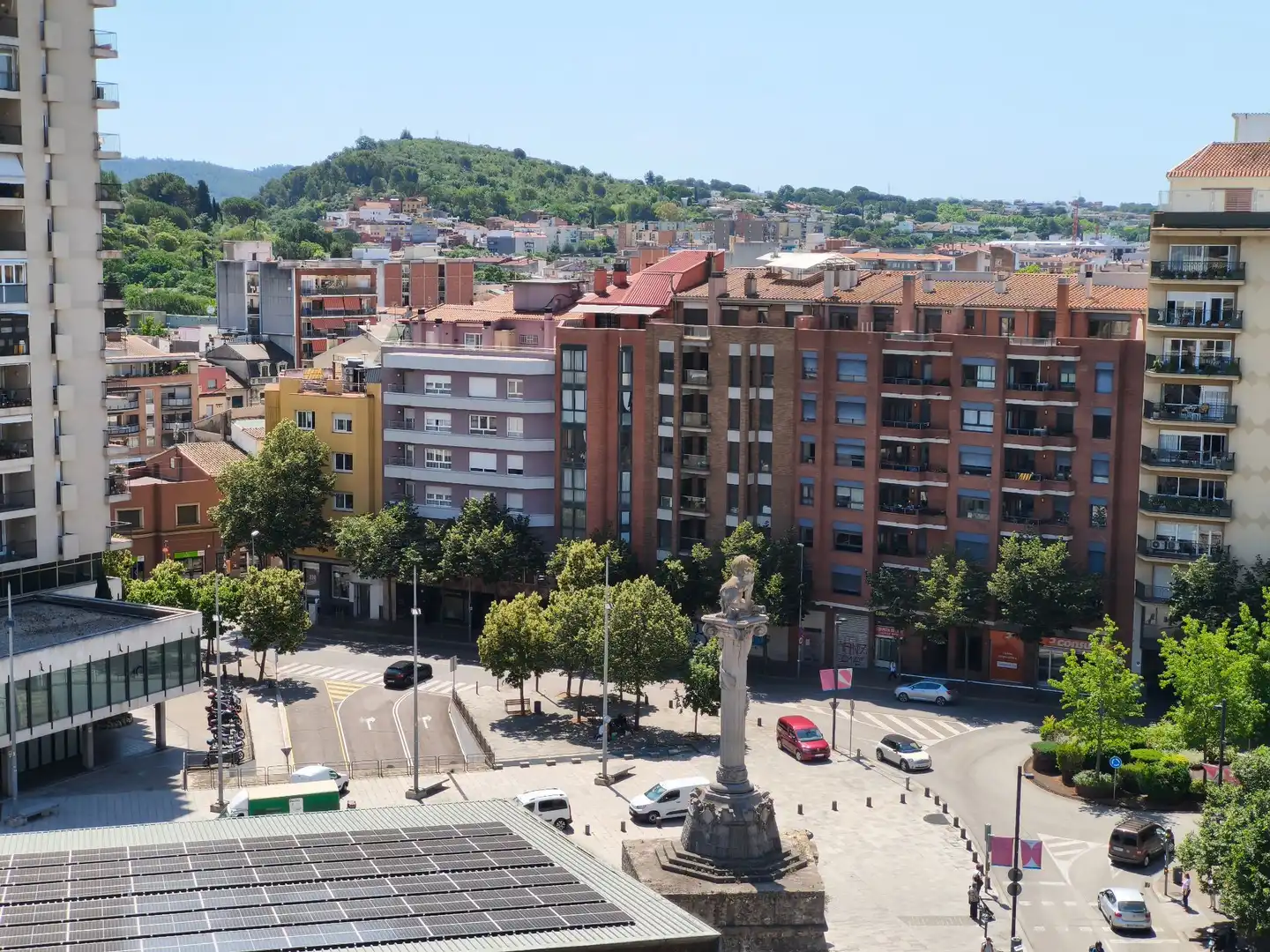 Exterior view of Attic for rent in Girona  with Air Conditioner, Heating and Terrace