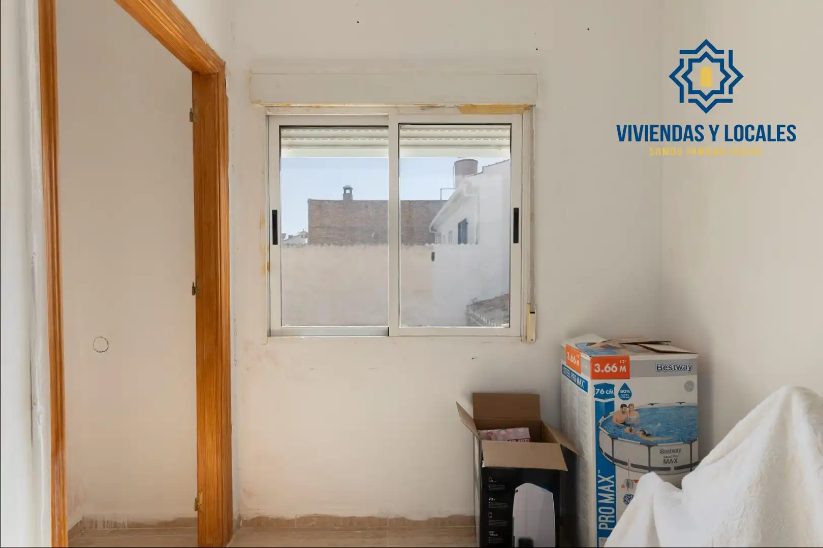 Dormitori de Casa o xalet en venda en La Zubia amb Terrassa