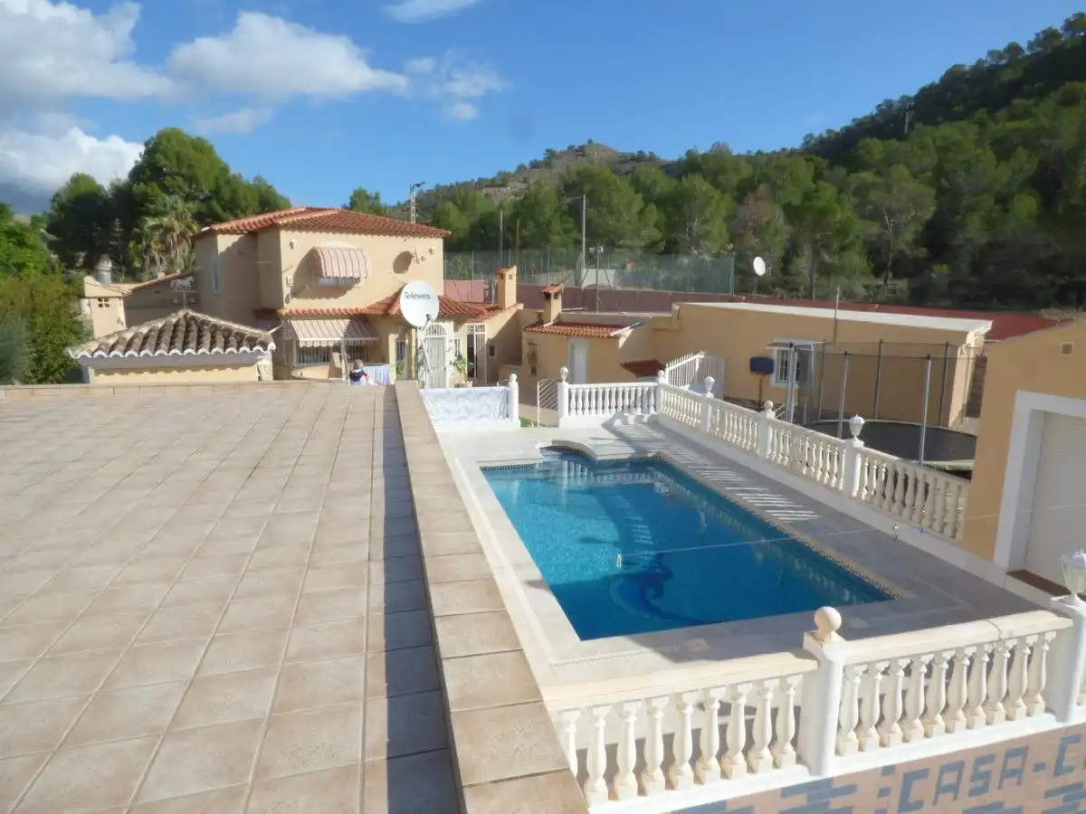 Maison avec piscine à vendre à La Robella, imagen 24