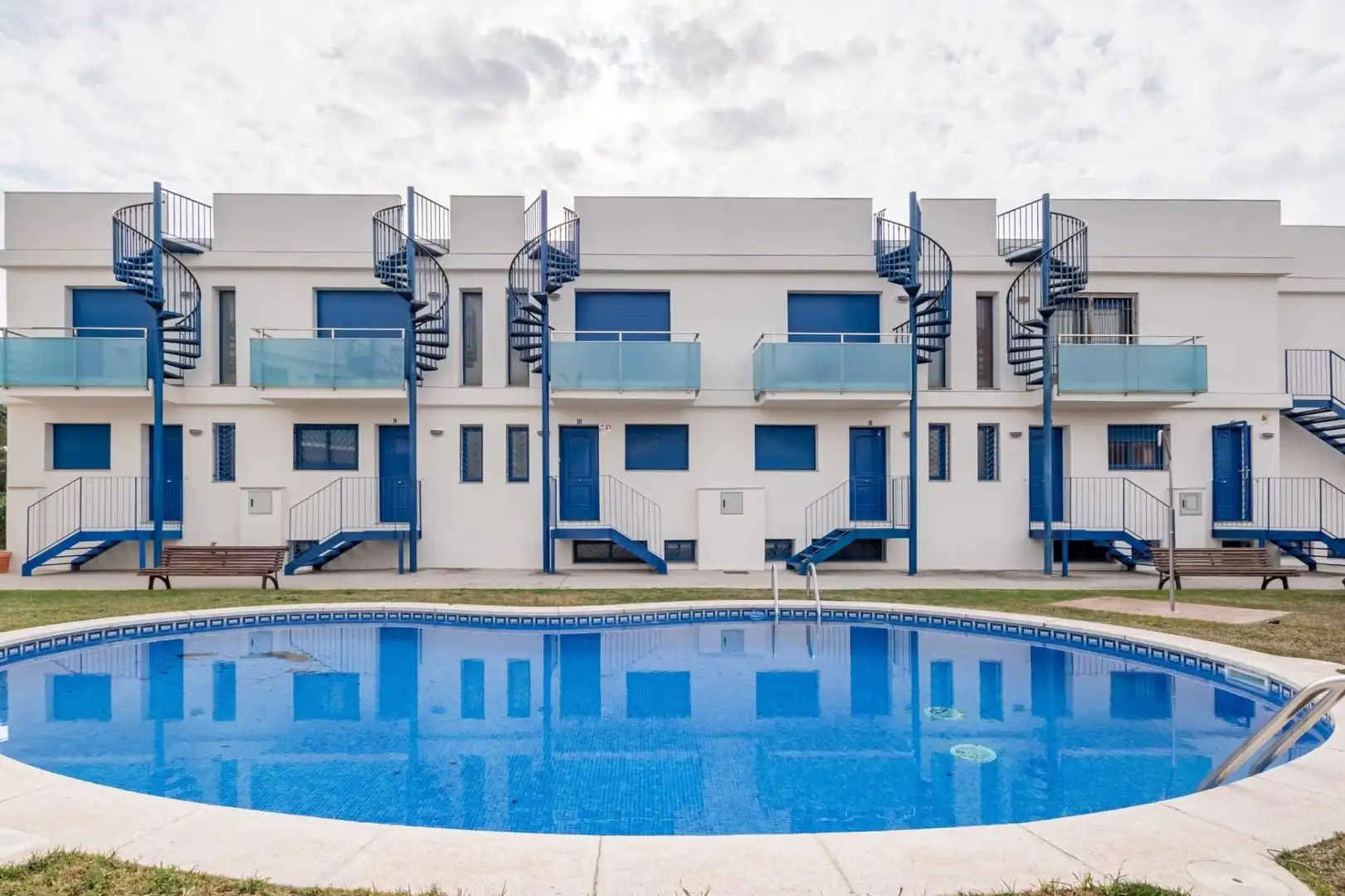 Xalet amb piscina en venda a Avenida Avinguda Rafael Llao Subirats