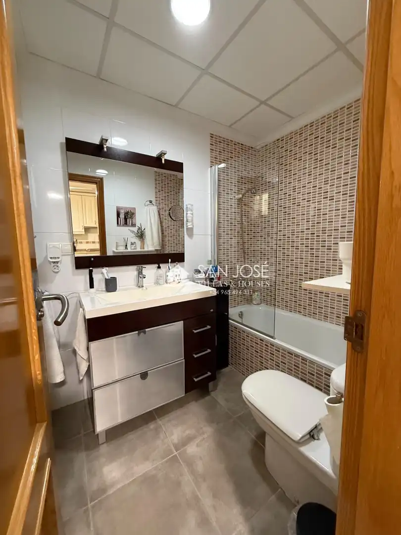 Bathroom of Detached homes for sale in Aspe  with Air Conditioner, Heating and Terrace