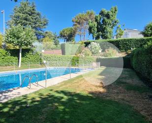 Piscina de Àtic en venda en Majadahonda amb Aire condicionat i Piscina comunitària