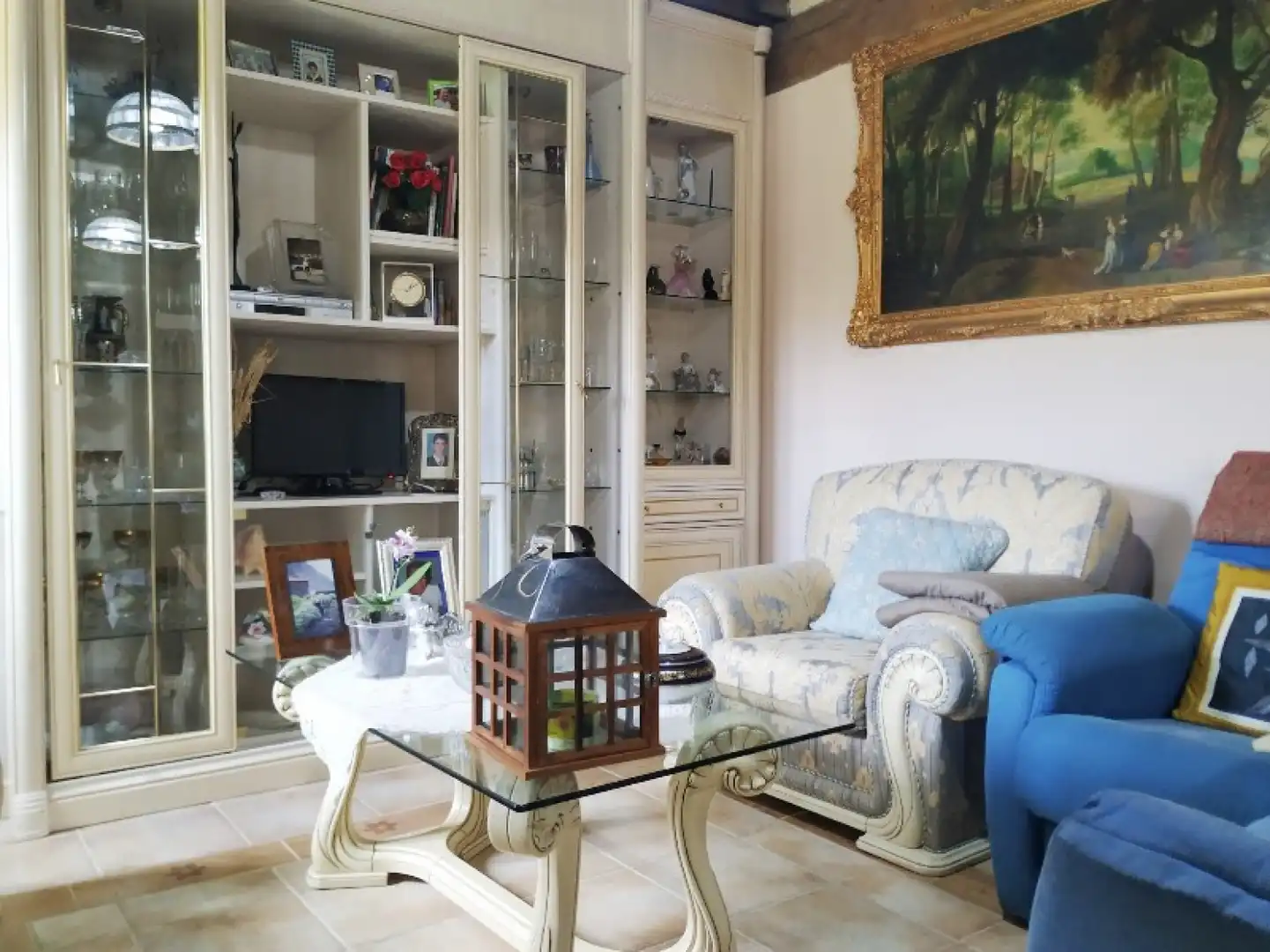 Sala d'estar de Casa o xalet en venda en Valle de Valdelucio amb Calefacció, Jardí privat i Parquet