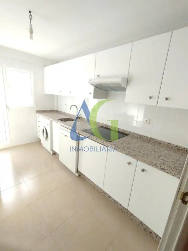 Küche von Wohnung zum Verkauf in León Capital  mit Heizung, Parkett und Terrasse