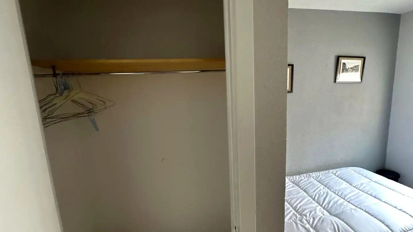 Room in Calle del Panizo, Berruguete
