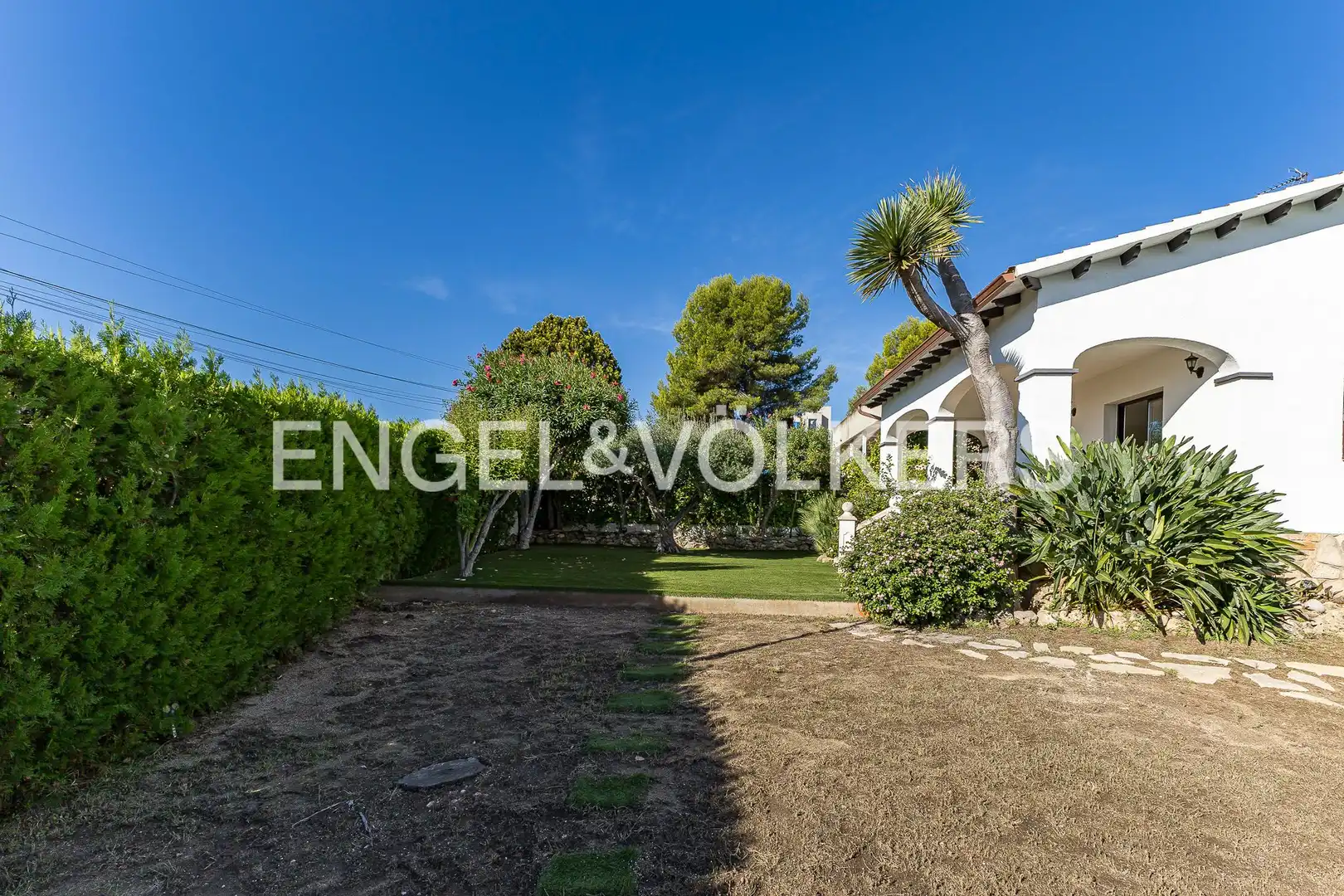 Houses for sale in El Vendrell  with Heating, Private garden and Parquet flooring