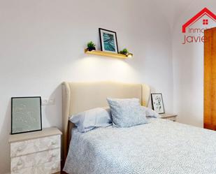 Dormitori de Apartament de lloguer en Villafranca de los Barros amb Terrassa