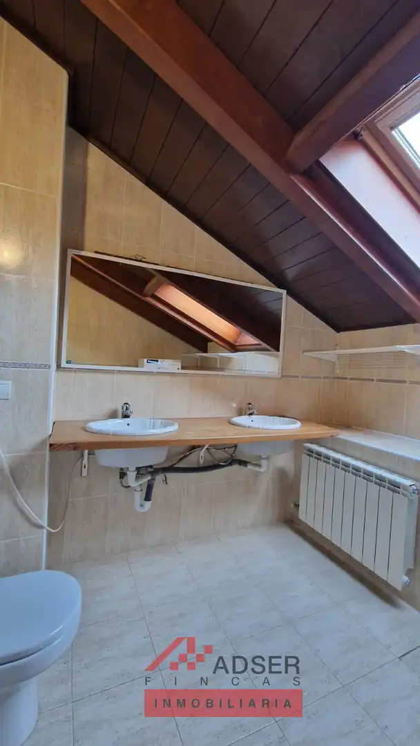 Bathroom of Flat for sale in Sojuela  with Heating, Terrace and Storage room