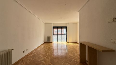 Foto 2 de Piso de alquiler en Calle del Corazón de María, Prosperidad, Madrid Capital