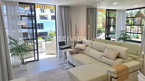 Foto 3 de Piso en venta en Avenida Rafael Puig Lluvina, Playa de las Américas, Arona