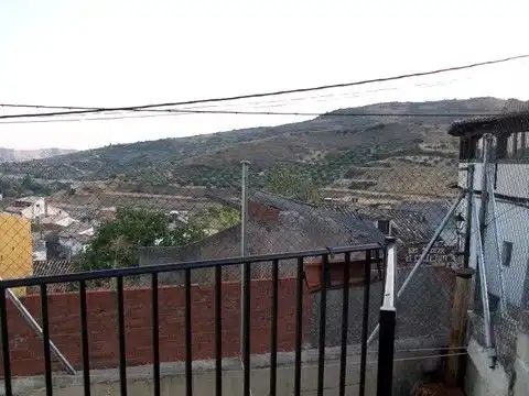 Vista exterior de Casa o xalet en venda en Pastrana amb Terrassa i Balcó