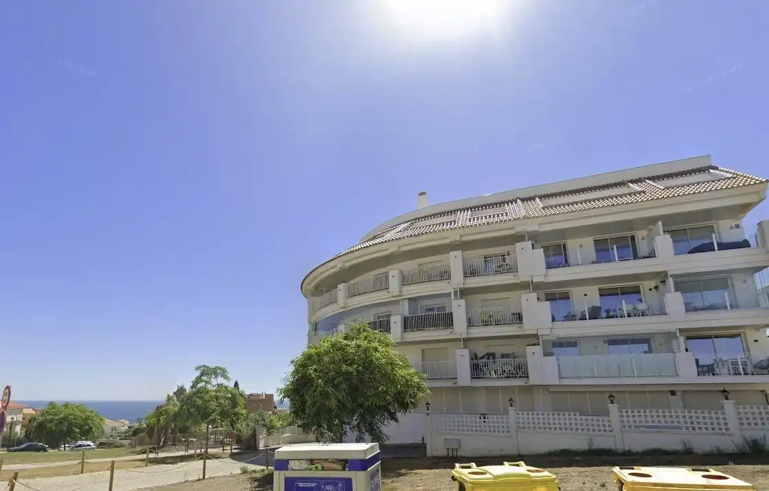 Vista exterior de Piso en venta en Fuengirola con Terraza y Trastero