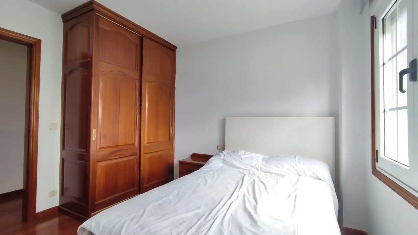 Habitación de Casa o chalet de alquiler en Oleiros con Jardín privado, Terraza y Amueblado