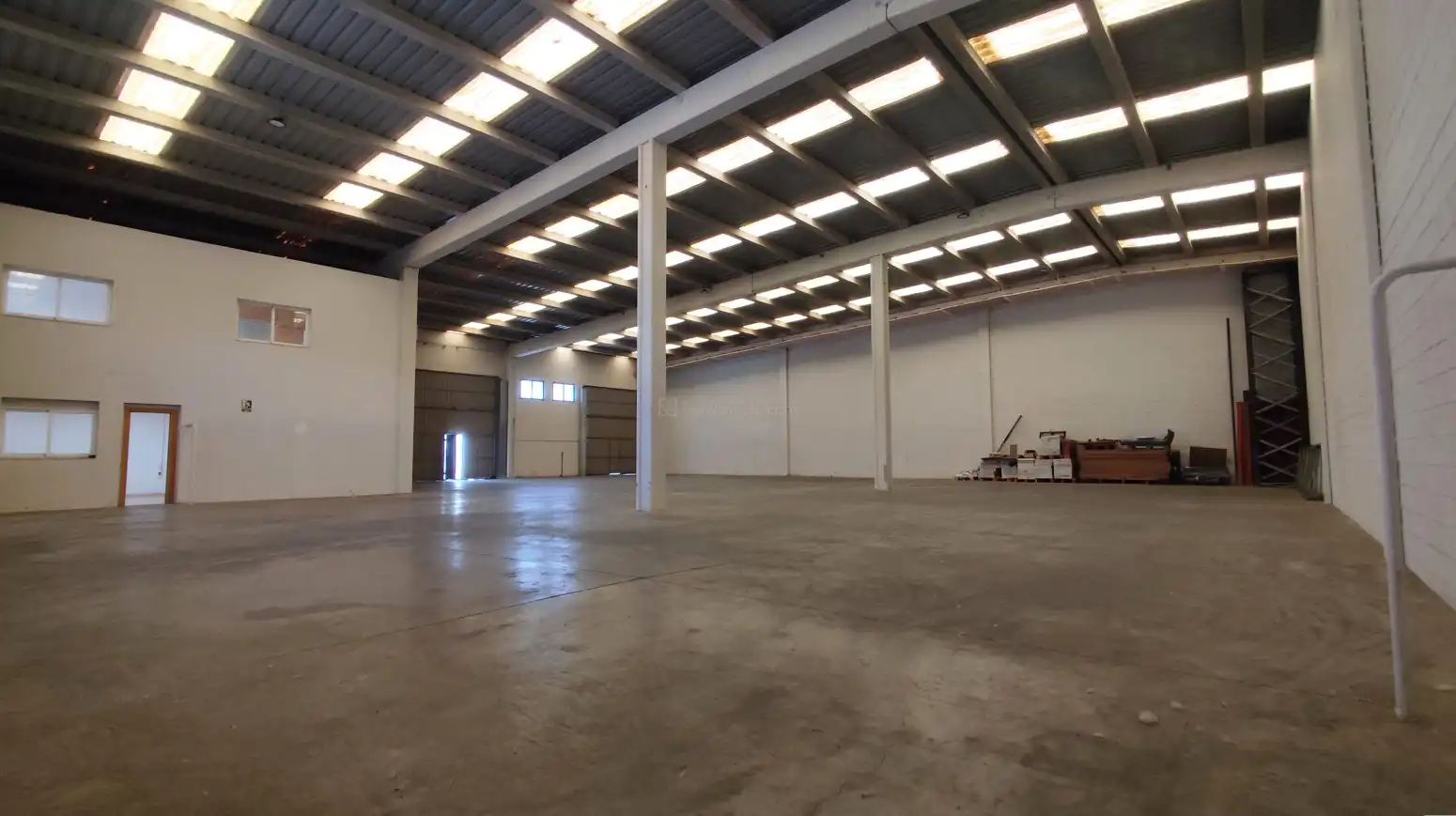 Nave industrial de alquiler en Arrúbal - Calle Río Alhama, Arrúbal