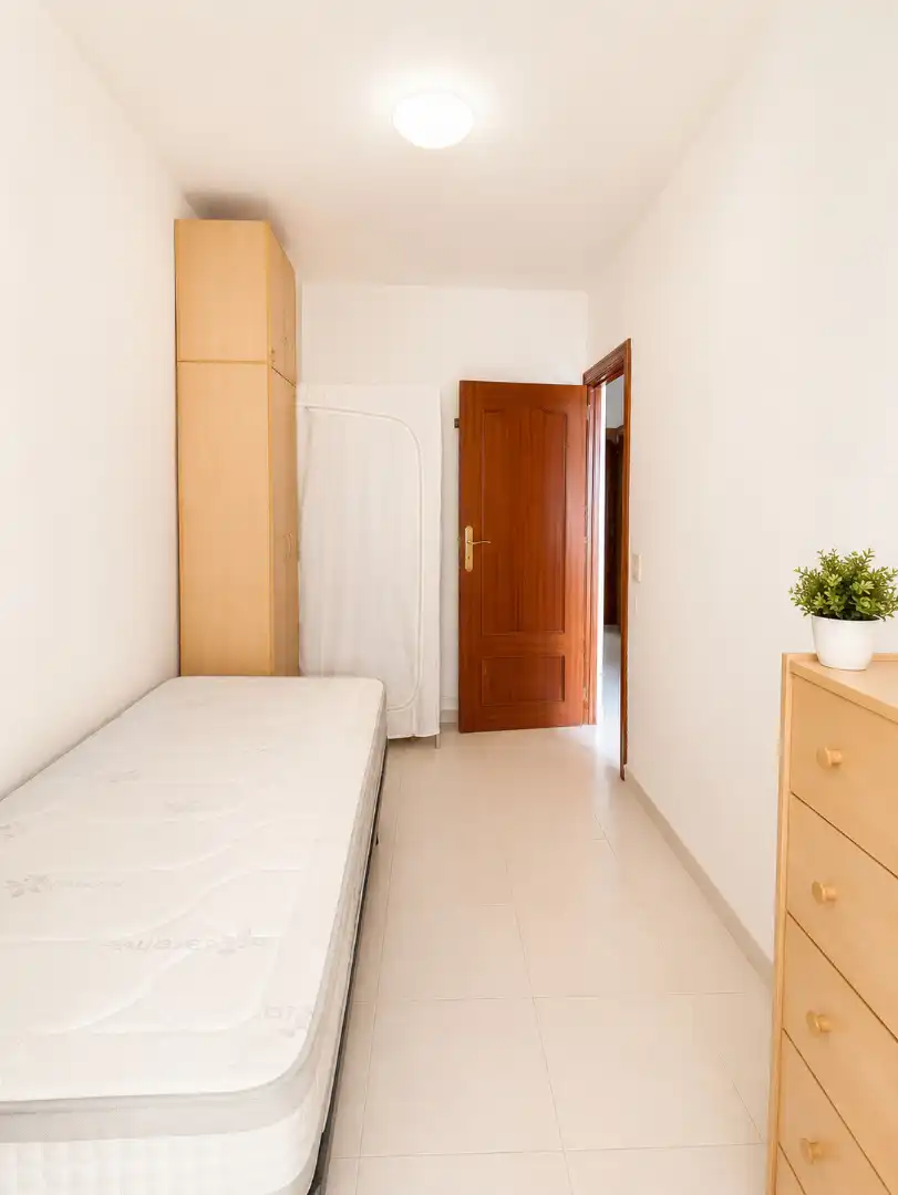 Habitación de Dúplex en venta en Barcelona con Calefacción, Amueblado y Horno