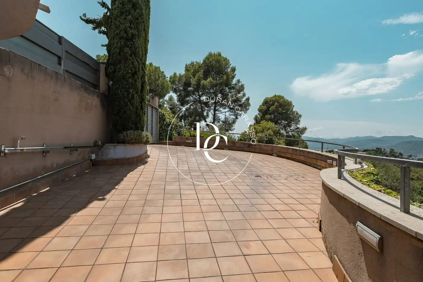 Terrassa de Casa o xalet en venda en Molins de Rei amb Aire condicionat, Calefacció i Jardí privat