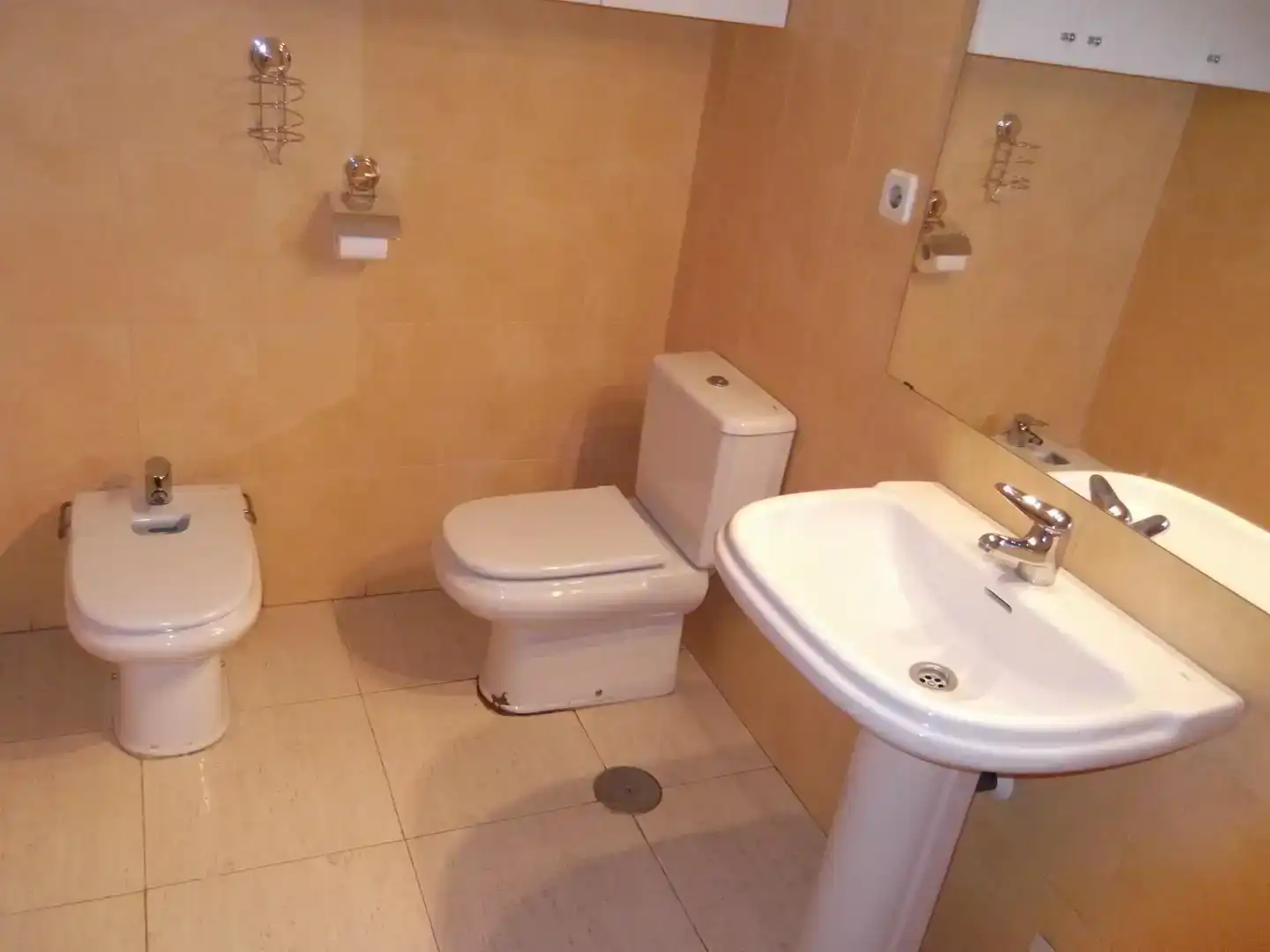 Bany de Pis en venda en  Murcia Capital amb Aire condicionat i Balcó