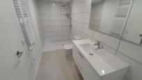 Bathroom of Duplex for sale in Girona Capital  with Air Conditioner and Terrace