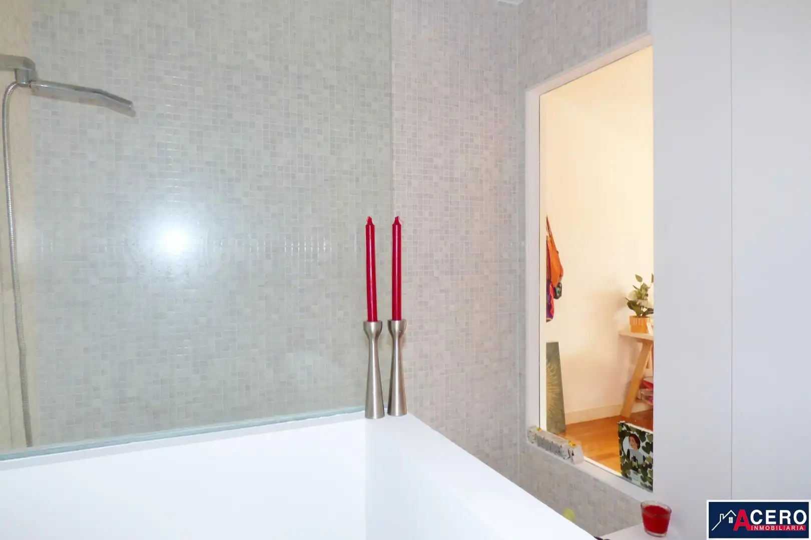 Baño de Ático en venta en Entrambasaguas con Calefacción y Amueblado