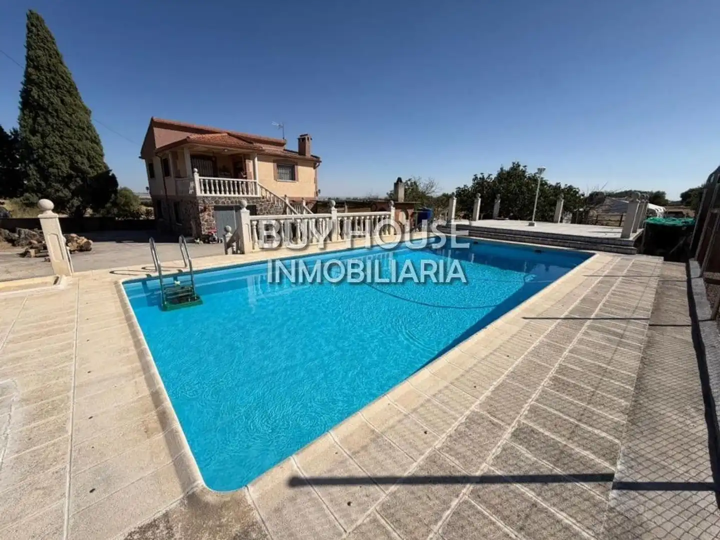 Villa avec piscine à vendre à Yuncos