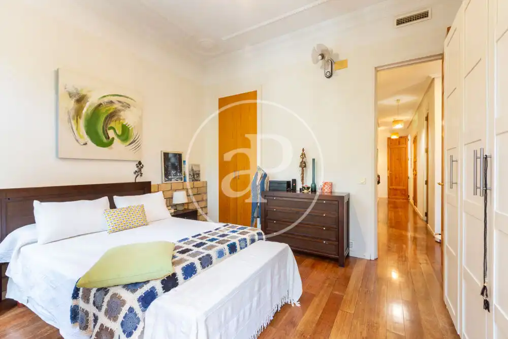 Habitación de Piso en venta en Valencia con Aire acondicionado, Calefacción y Terraza