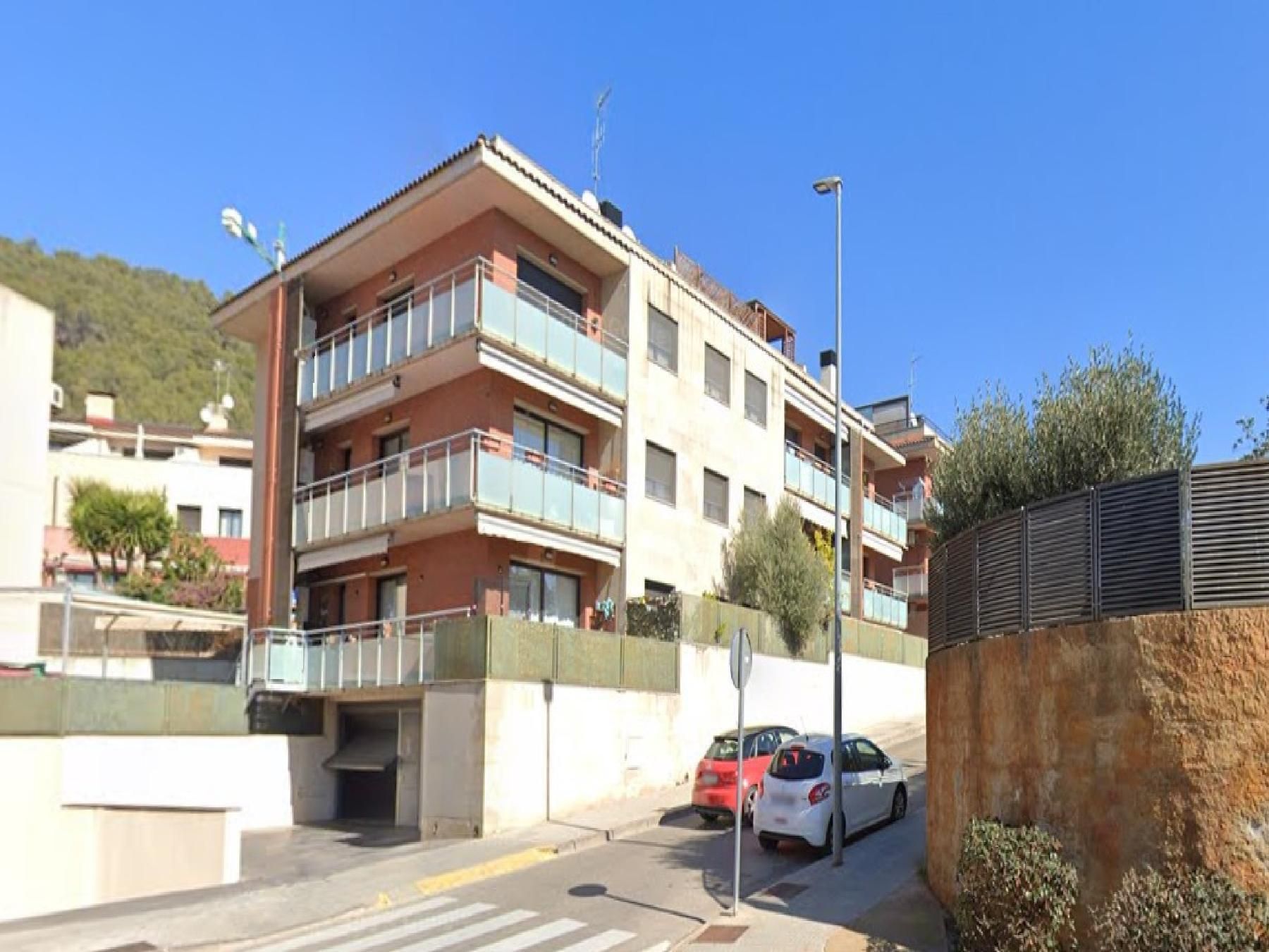Vista exterior de Garatge en venda en Castellar del Vallès