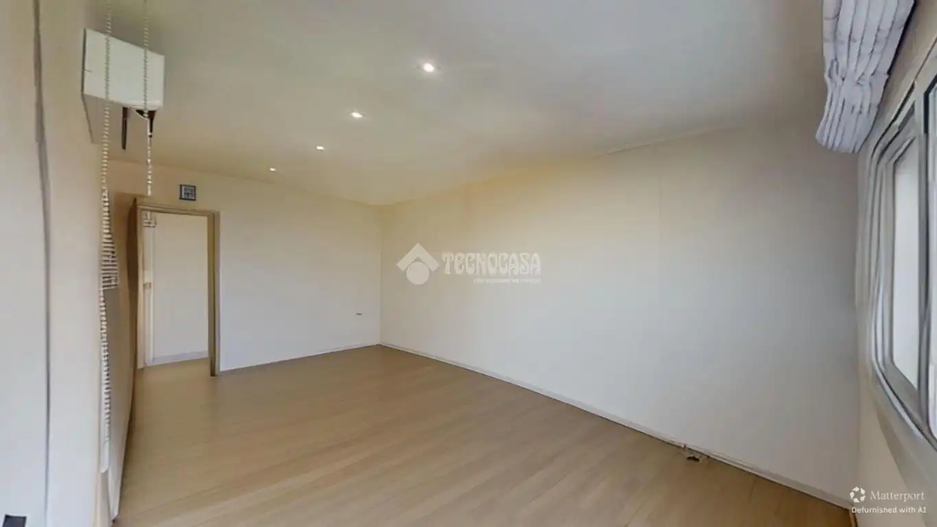 Living room of Flat for sale in Barberà del Vallès  with Air Conditioner, Heating and Parquet flooring