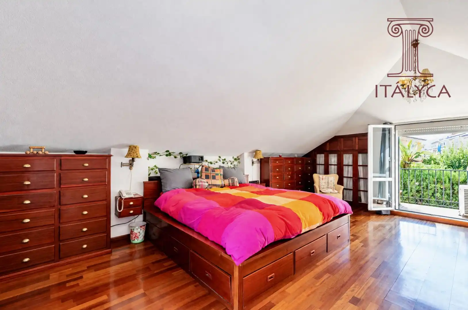 Casa aparellada amb terrassa en venda a Avenida Avenida Clara Campoamor, imagen 62