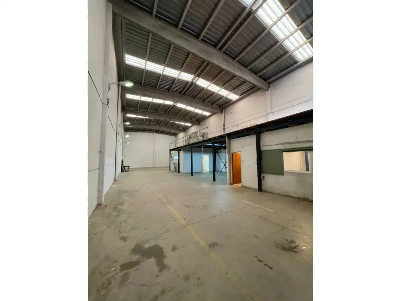 Industrial building to rent in Alaquàs, imagen 2
