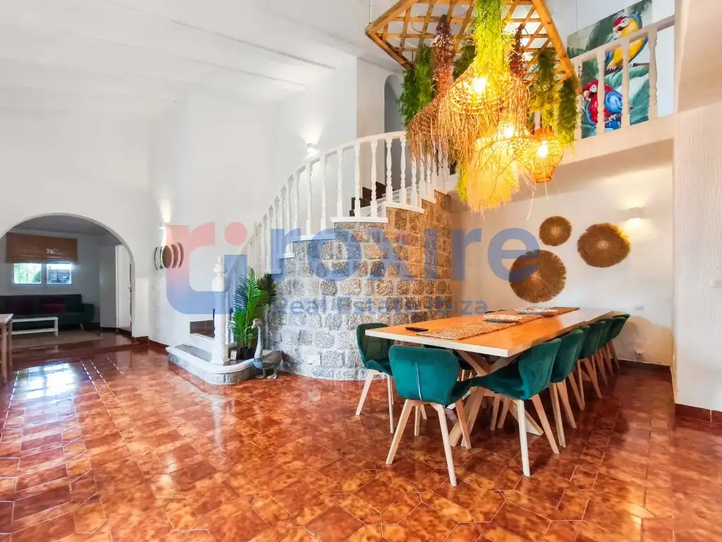 Vista exterior de Casa o xalet en venda en Eivissa amb Aire condicionat, Jardí privat i Terrassa