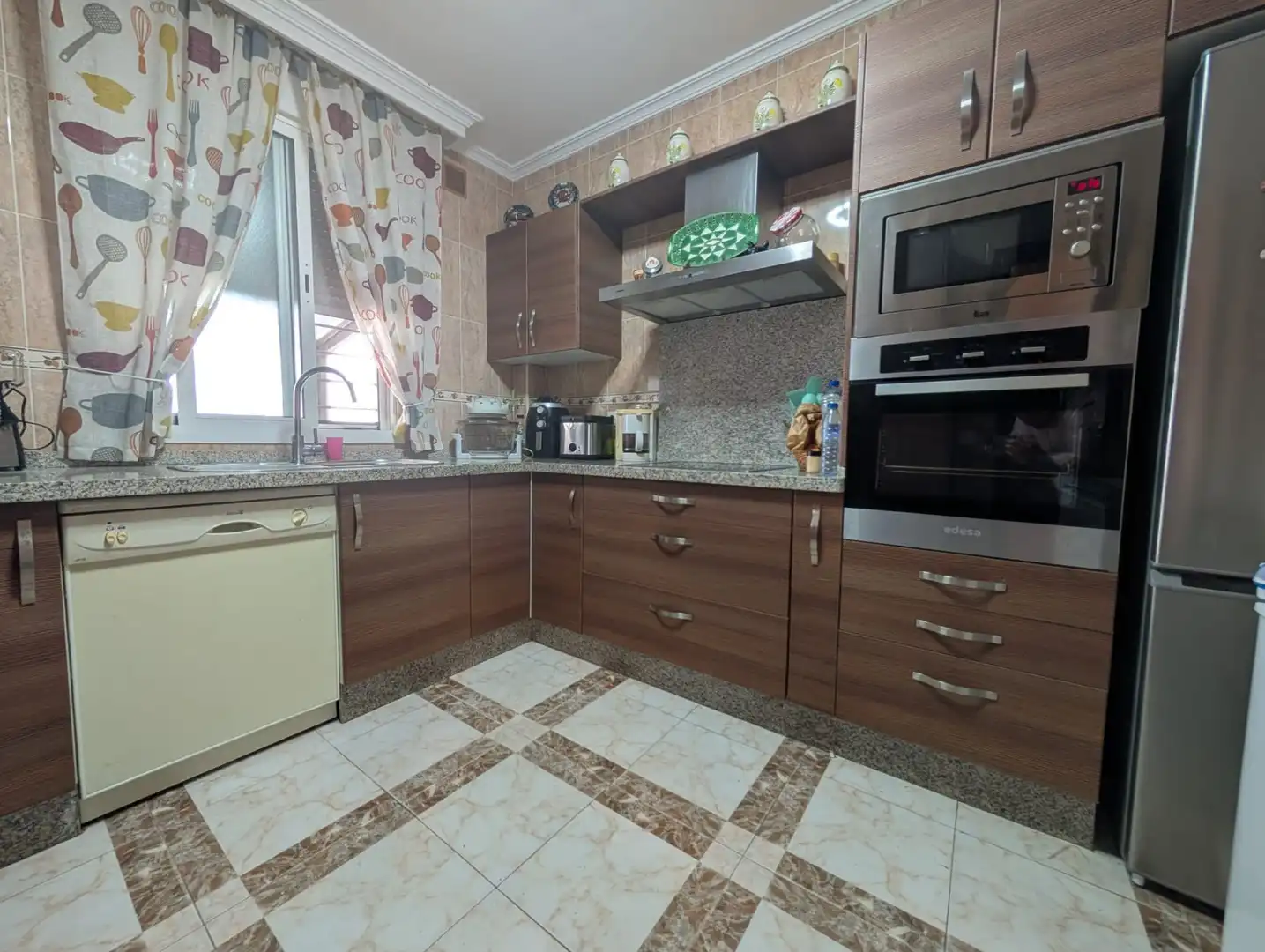 Cocina de Casa adosada en venta en Aljaraque con Aire acondicionado y Piscina comunitaria