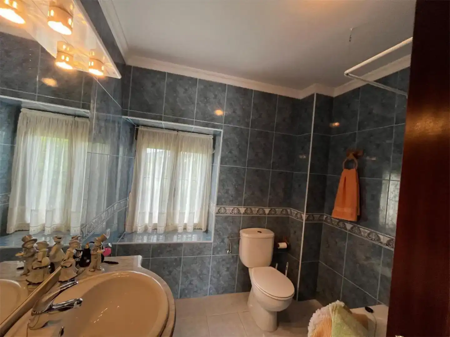 Baño de Piso en venta en Entrambasaguas con Trastero