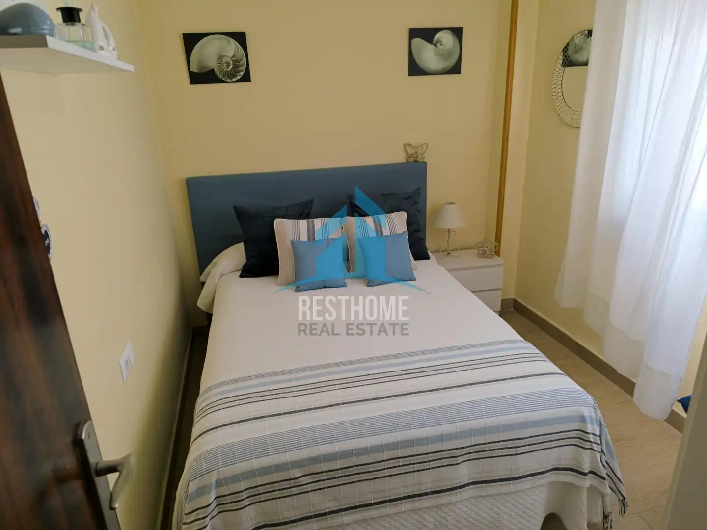 Habitación de Piso en venta en Tavernes de la Valldigna con Amueblado y Balcón