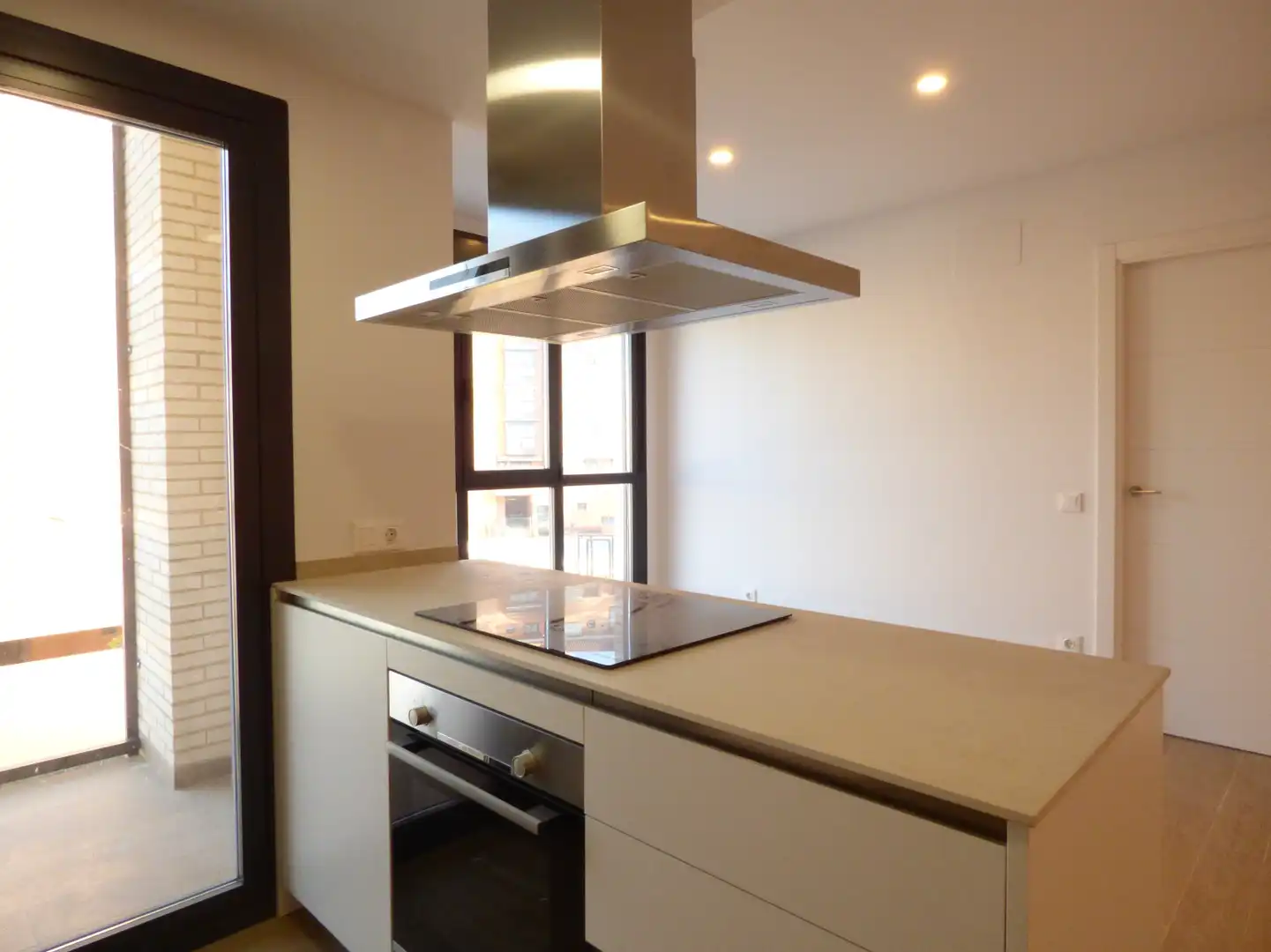 Kitchen of Flat for rent in Madrid  with Air Conditioner, Heating and Private garden