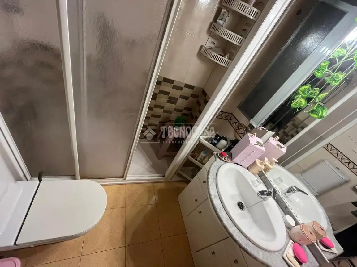 Baño de Piso en venta en Barcelona con Balcón