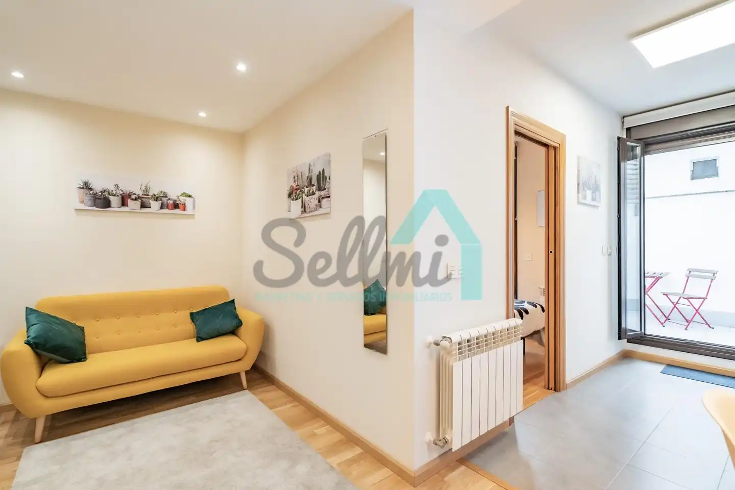 Piso en venta en Oviedo  con Calefacción y Terraza