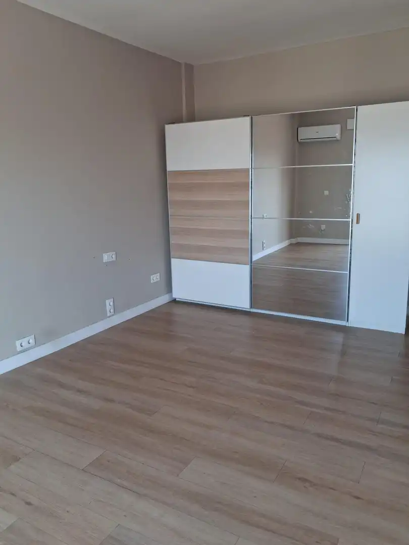 Habitación de Piso de alquiler en Cádiz con Aire acondicionado y Balcón