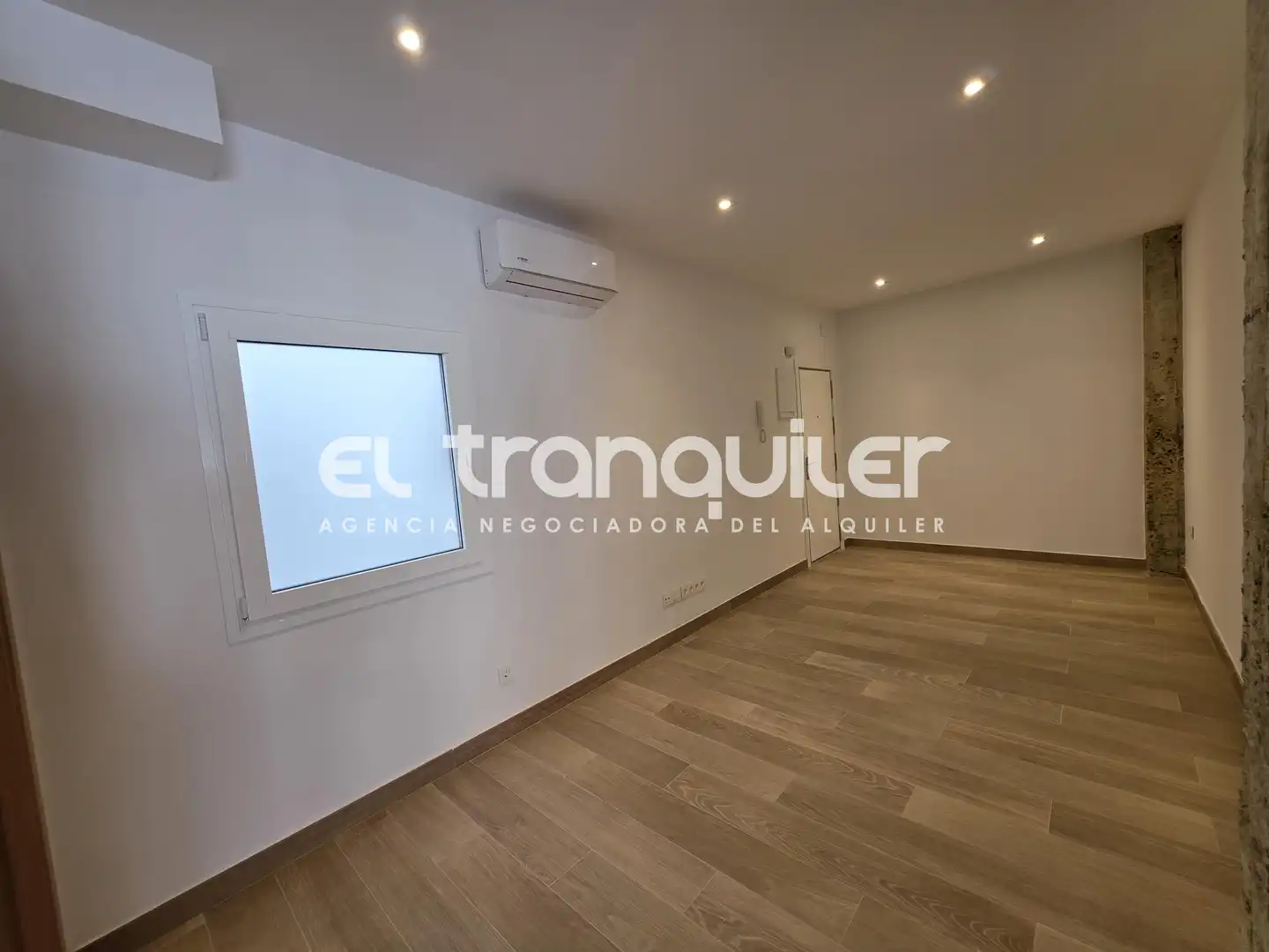 Wohnzimmer von Wohnung zur Miete in Madrid mit Klimaanlage