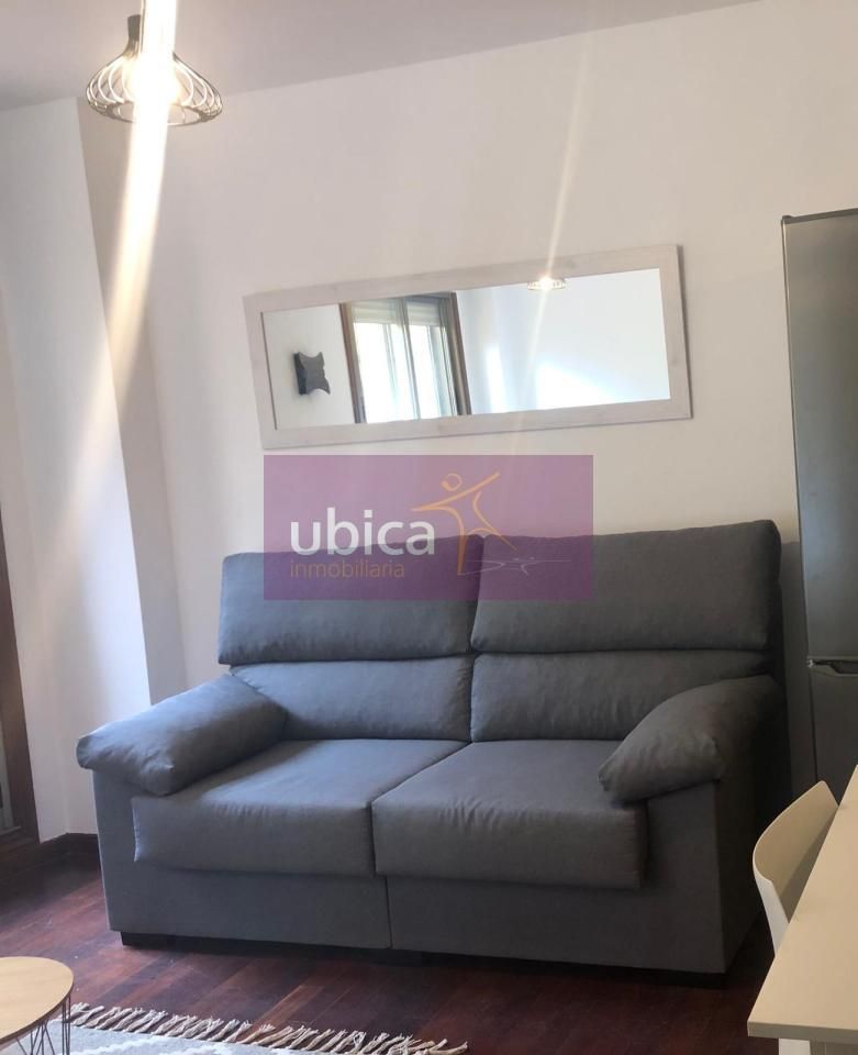 Bedroom of Apartment for sale in Vigo   with Heating and Furnished