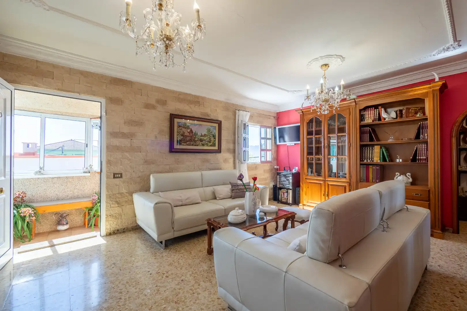 Sala d'estar de Casa o xalet en venda en Vega de San Mateo amb Calefacció, Jardí privat i Terrassa