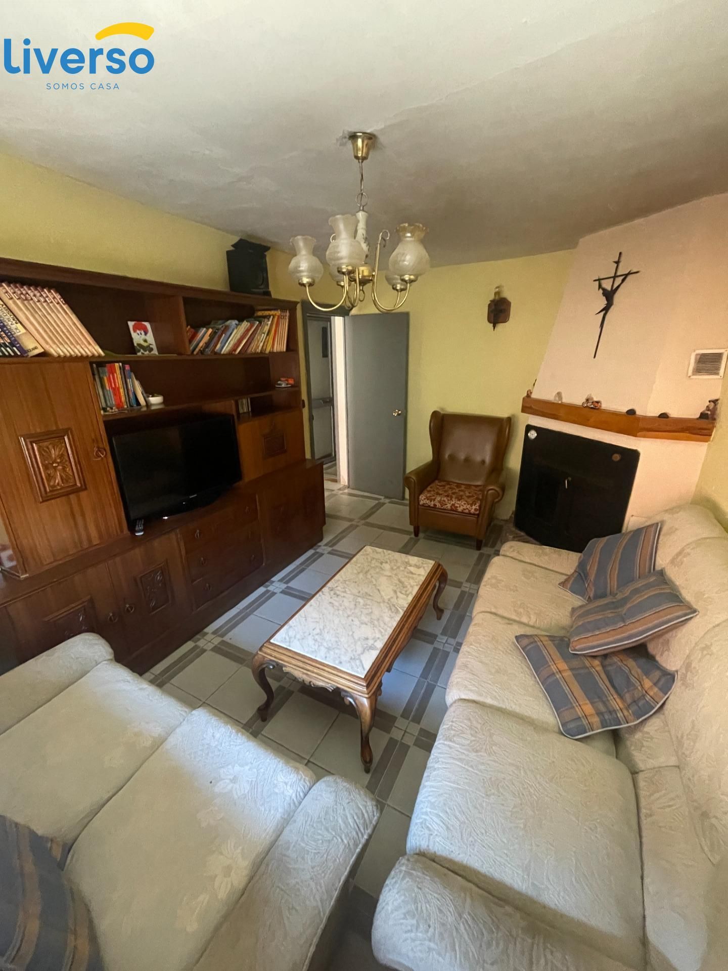 Sala d'estar de Casa o xalet en venda en Sotillo de la Ribera amb Calefacció, Traster i Balcó