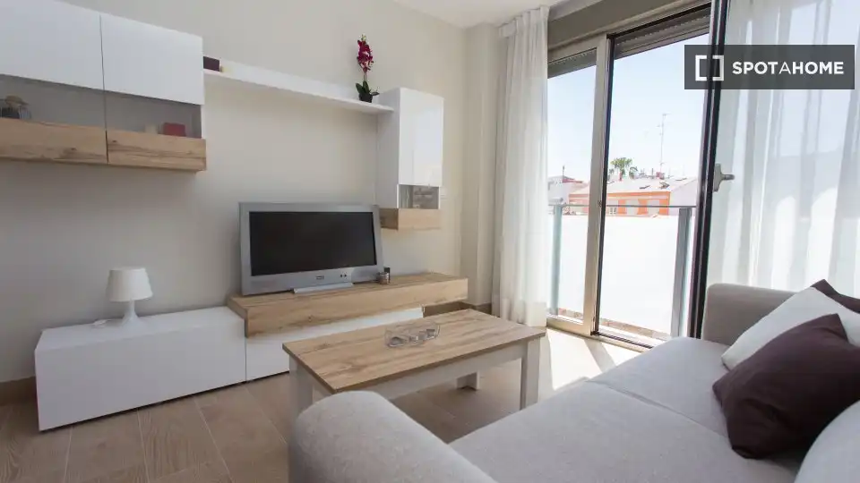 Flat with terrace to rent in L'Eixample, imagen 4