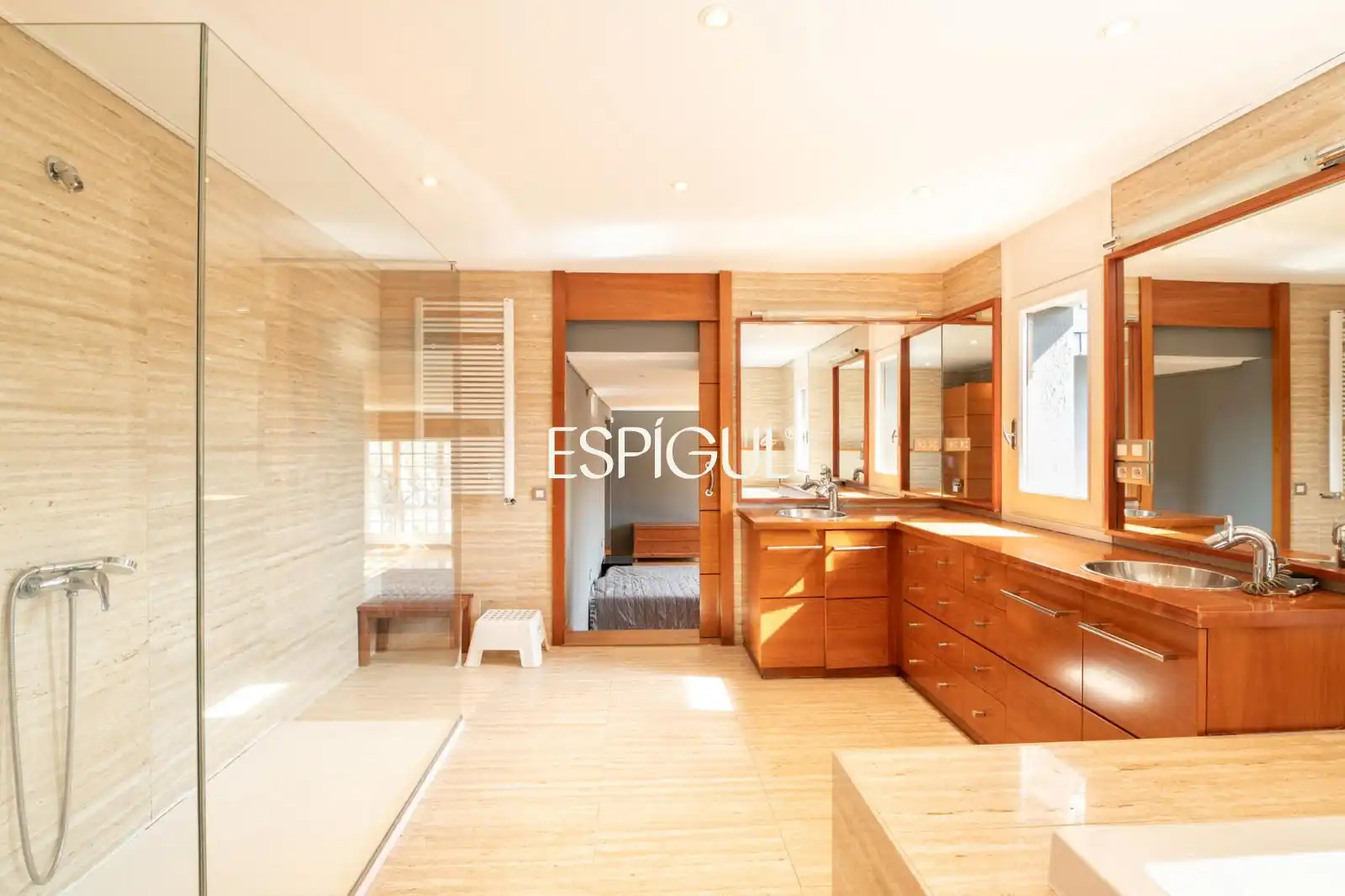 Bathroom of Houses for sale in Sant Cugat del Vallès  with Air Conditioner, Heating and Private garden