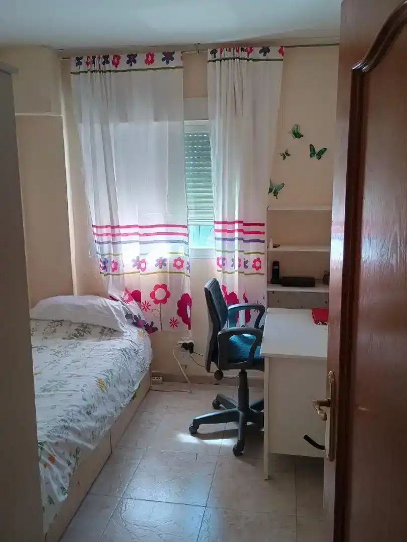Schlafzimmer von Wohnung zur Miete in Leganés