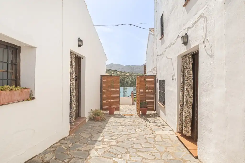 Casa rústica amb terrassa en venda a Villanueva del Trabuco, imagen 40