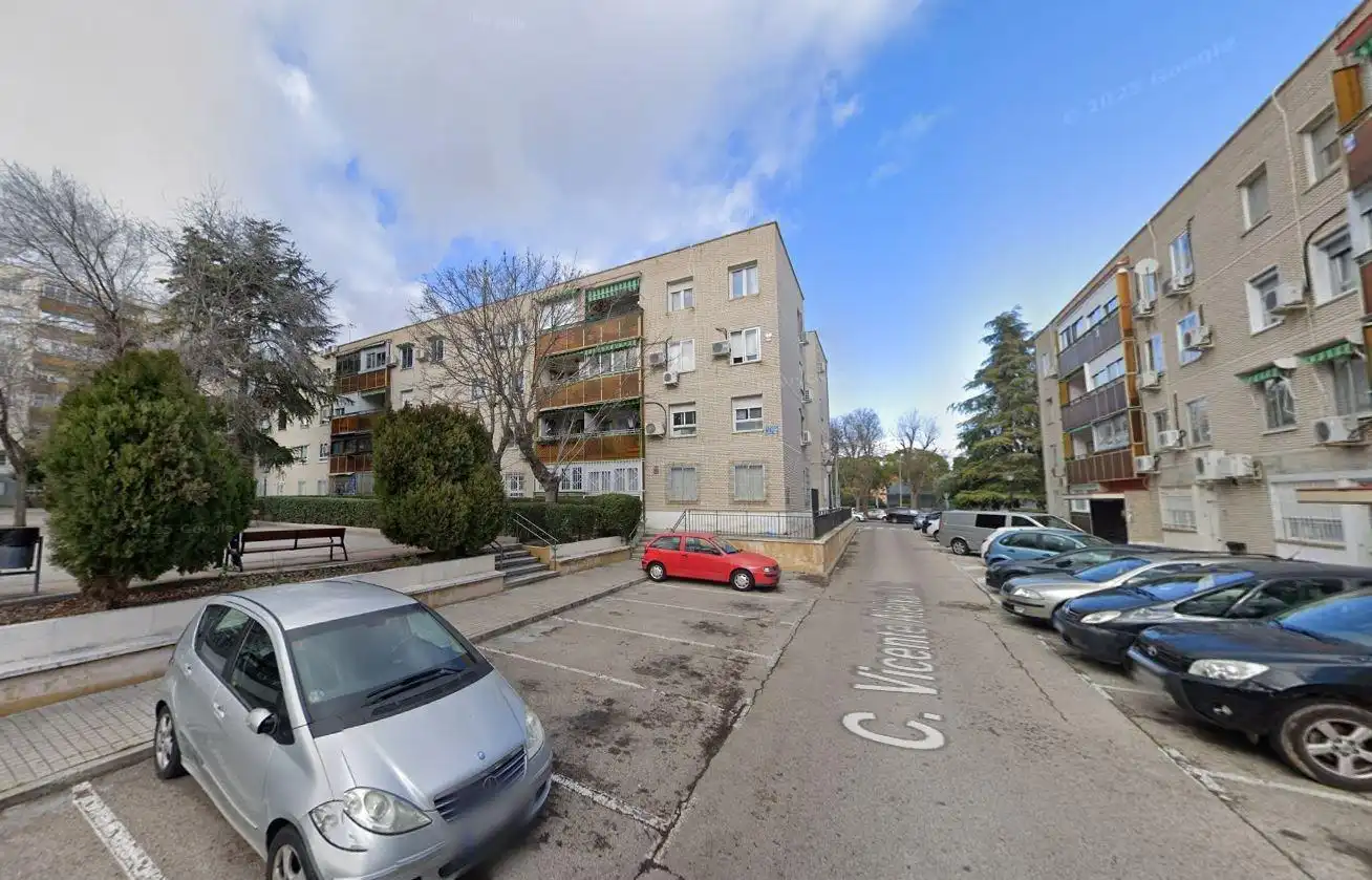 Piso en venta en RIO MANZANARES, 35, Brezo