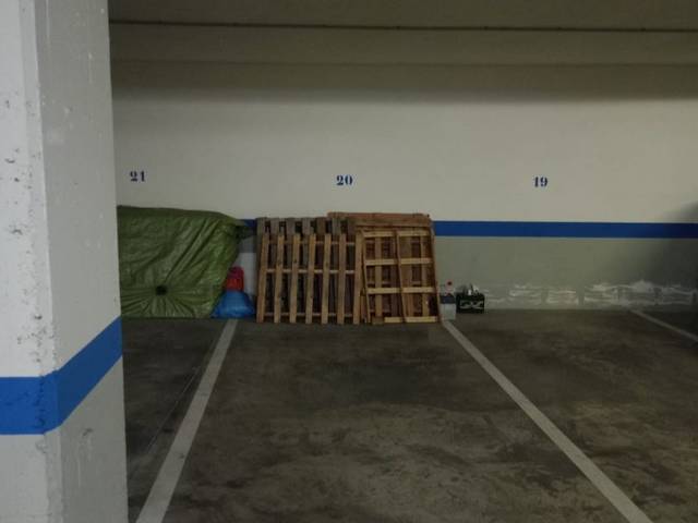 Garaje en Alquiler en Calle de la Beata, 5 en Centro