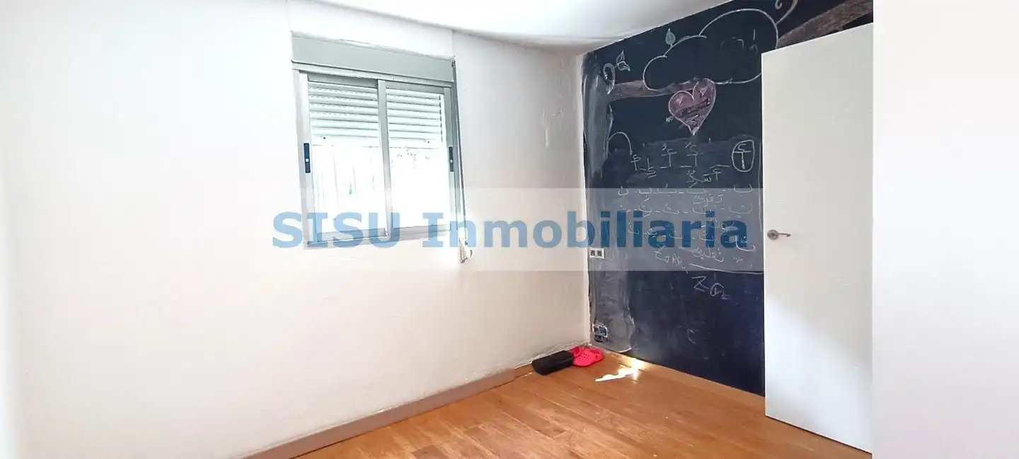 Dormitori de Finca rústica en venda en Montroi / Montroy amb Jardí privat, Terrassa i Piscina